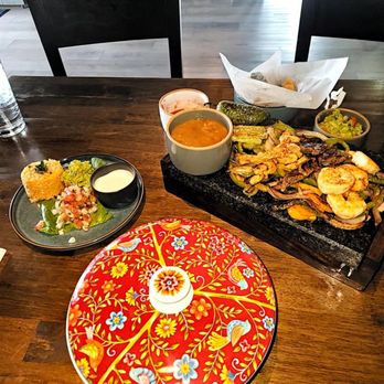 Ta'Chingon - Chicken, steak, and shrimp fajitas - Mexican Near Me - Las Vegas, Nevada Ta'Chingon - Chicken, steak, and shrimp fajitas - Mexican Near Me - Las Vegas, Nevada