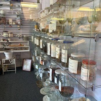 Aunt Kate's Chocolates - Candy Stores Near Me - Tenino, Washington