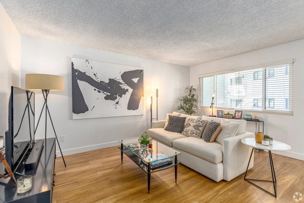 Palmilla Apartments by null