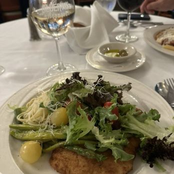 Alberto's Ristorante - Chicken Milanese - Italian Near Me - Hyannis, Massachusetts
