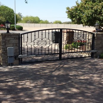 Superstition Garage Doors - Garage Door Services Near Me - Scottsdale, Arizona Superstition Garage Doors - Garage Door Services Near Me - Scottsdale, Arizona