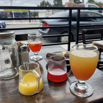 Blackbird Café - Cafes Near Me - Long Beach, California