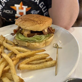 Federal American Grill - Well-done burger (supposed to be medium-well). - New American Near Me - Katy, Texas