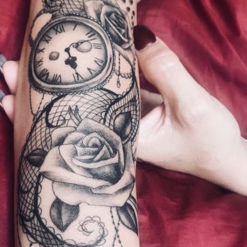 Showdown Tattoo Parlor - All l want for Christmas, is some ink from Steve! - Tattoo Near Me - Walnut, California
