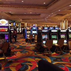 Hollywood Casino Aurora