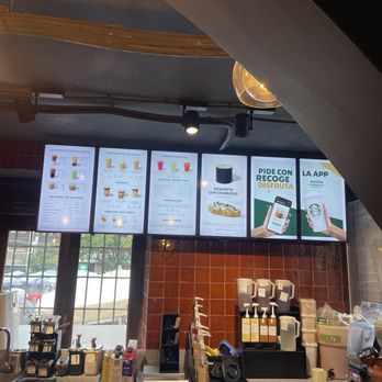 Starbucks - Coffee & Tea Near Me - Madrid, M
