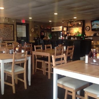 Maple Avenue Tap & Grill - Pubs Near Me - Haliburton, Ontario Maple Avenue Tap & Grill - Pubs Near Me - Haliburton, Ontario