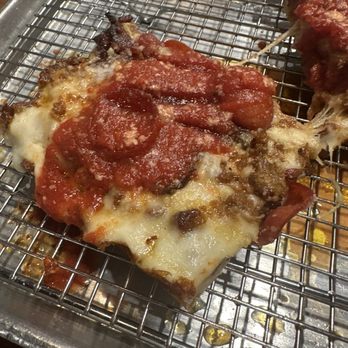 Underground Pizza - Pepperoni slice. Delicious! - Pizza Near Me - Baltimore, Maryland Underground Pizza - Pepperoni slice. Delicious! - Pizza Near Me - Baltimore, Maryland