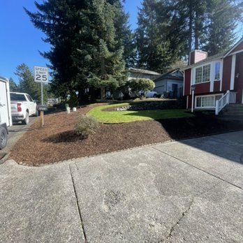 Red Rose Landscape - Flower bed cleaning + mowing - Landscaping Near Me Red Rose Landscape - Flower bed cleaning + mowing - Landscaping Near Me