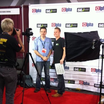 Submit Express - Pierre Zarokian CEO of Submit Express @pubcon being interviewed by Search Engine Journal in 2013. - Web Design Near Me - Glendale, California