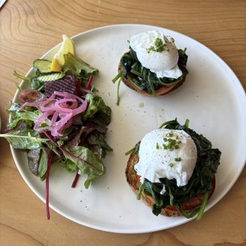 Greenhouse Penryn - Florentine Benedict, no sauce. - Salad Near Me - Penryn, California