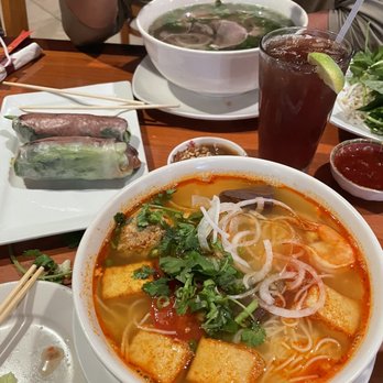Pho 4 Star - Bun rieu and pho - Vietnamese Near Me - Universal City, Texas Pho 4 Star - Bun rieu and pho - Vietnamese Near Me - Universal City, Texas