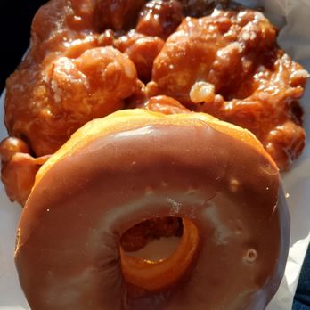 Donut Star - Apple Fritter & Chocolate Glazed Donut - Donuts Near Me - Sacramento, California Donut Star - Apple Fritter & Chocolate Glazed Donut - Donuts Near Me - Sacramento, California