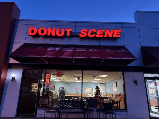 Donut Scene