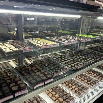 Peterbrooke Chocolatier San Marco - Chocolatiers & Shops Near Me - Jacksonville, Florida