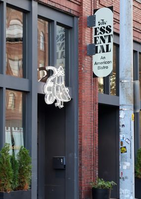 The Essential by null