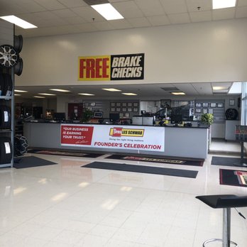 Les Schwab Tire Center - Front reception - Tires Near Me - Reno, Nevada Les Schwab Tire Center - Front reception - Tires Near Me - Reno, Nevada