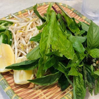 Pho Que Huong 2 - Vietnamese Near Me - Honolulu, Hawaii