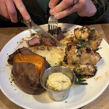 Walnut Grill - Sunset Hills - Sirloin 8 oz* with chicken - American Near Me - St. Louis, Missouri Walnut Grill - Sunset Hills - Sirloin 8 oz* with chicken - American Near Me - St. Louis, Missouri