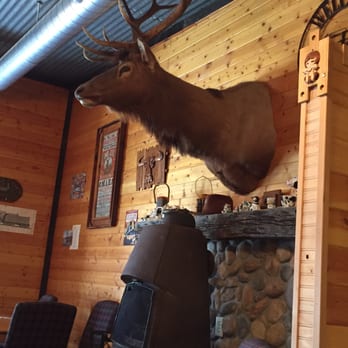 Hatch Station - Welcoming host. - Barbeque Near Me - Hatch, Utah