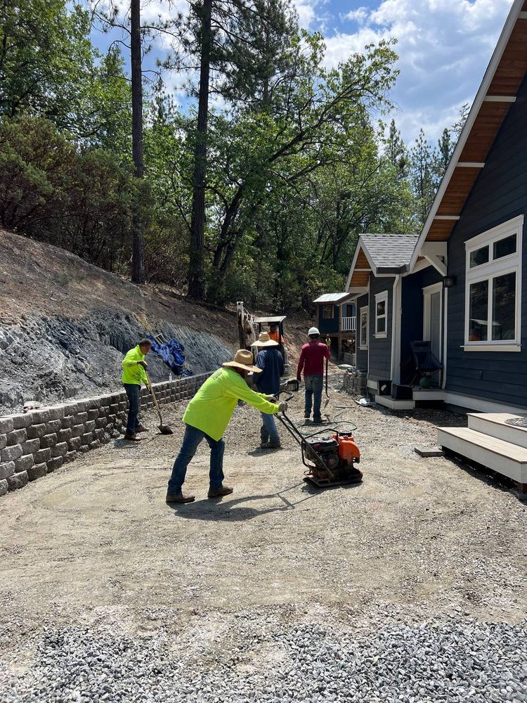 Slide of R and G Construction and  Engineering