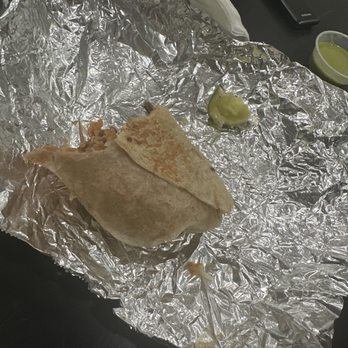 La Sierra Tacos - Burrito no onion or cilantro. - Food Trucks Near Me - North Hollywood, California La Sierra Tacos - Burrito no onion or cilantro. - Food Trucks Near Me - North Hollywood, California