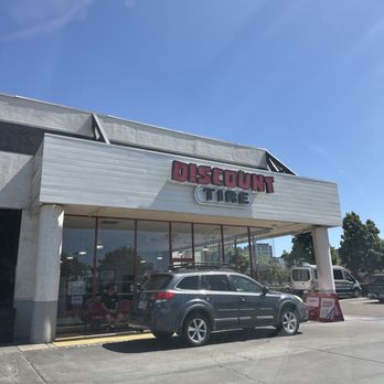 Discount Tire - Outside of buisness - Tires Near Me - San Diego, California Discount Tire - Outside of buisness - Tires Near Me - San Diego, California