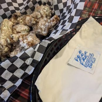 Bo's Bar and Grill - Bones tray under wings basket - Sports Bars Near Me - Red Deer, Alberta Bo's Bar and Grill - Bones tray under wings basket - Sports Bars Near Me - Red Deer, Alberta