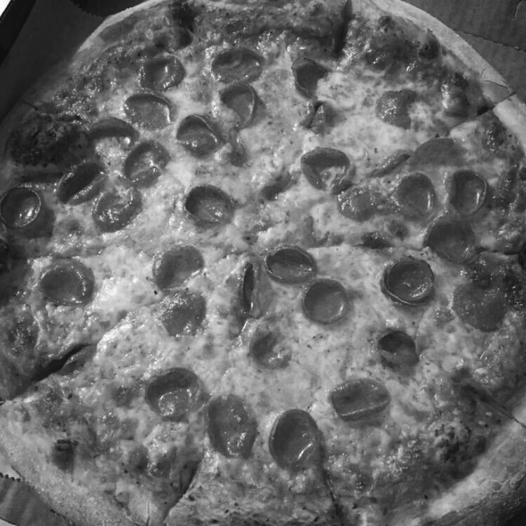 THE PIZZA COMPANY Updated August 2024 17 Reviews 1711 Clairton Rd