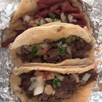 El Taconazo - Trombone, fajita, and barbacoa tacos - Tacos Near Me - Houston, Texas El Taconazo - Trombone, fajita, and barbacoa tacos - Tacos Near Me - Houston, Texas