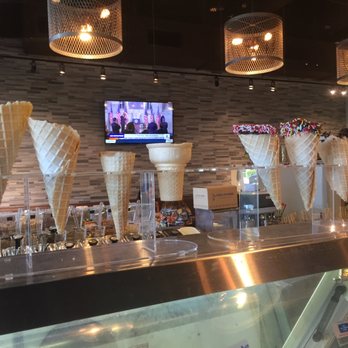 Aloha Bakery And Cafe - cone options - Bakeries Near Me - Boynton Beach, Florida