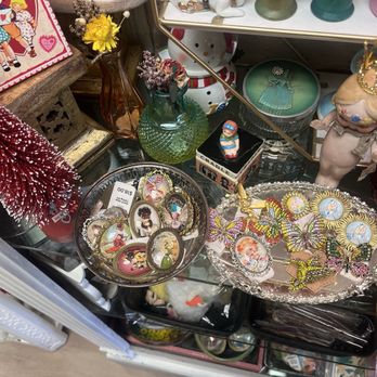 Paris Flea Market - Cutest Pins - Flea Markets Near Me - Livermore, California Paris Flea Market - Cutest Pins - Flea Markets Near Me - Livermore, California