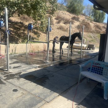 Wolfe Canyon Ranch - Wash booths - Horseback Riding Near Me - Thousand Oaks, California Wolfe Canyon Ranch - Wash booths - Horseback Riding Near Me - Thousand Oaks, California