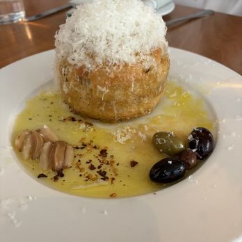 La Traviata Italian Kitchen - Italian Near Me - Austin, Texas La Traviata Italian Kitchen - Italian Near Me - Austin, Texas