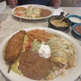 Enchilada & Relleno Combo Queso Compuesto