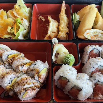 Sushi Gio - Roll Bento with cali roll and spicy tuna - Japanese Near Me - Mansfield, Texas Sushi Gio - Roll Bento with cali roll and spicy tuna - Japanese Near Me - Mansfield, Texas