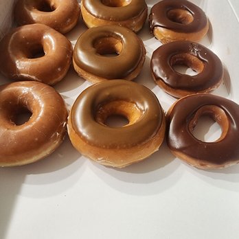 Krispy Kreme - Box of donuts - Donuts Near Me - Concord, California Krispy Kreme - Box of donuts - Donuts Near Me - Concord, California