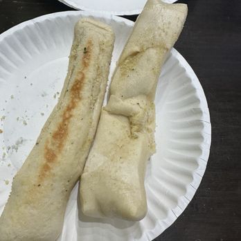Island Slice Pizzeria - Garlic bread - Pizza Near Me - Mackinac Island, Michigan Island Slice Pizzeria - Garlic bread - Pizza Near Me - Mackinac Island, Michigan