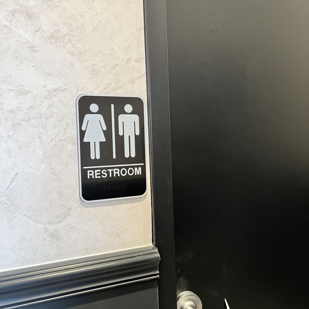 Paris Baguette - Restroom - Bakeries Near Me - Aurora, Colorado