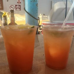 El Ancla Restaurant - Delicious rum punch