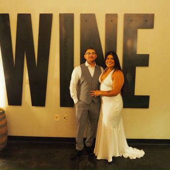 Tlo Wines - Wine Tasting Room Near Me - Bakersfield, California Tlo Wines - Wine Tasting Room Near Me - Bakersfield, California