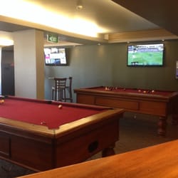 Narellan Hotel - Pool tables