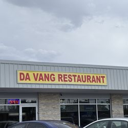Da Vang Restaurant - Front