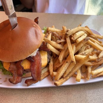 Sidewalk Cafe - Bacon Cheese Burger - Tacos Near Me - Venice, California Sidewalk Cafe - Bacon Cheese Burger - Tacos Near Me - Venice, California