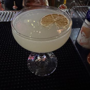 Last Call Bar - Gin gimlet - Gay Bars Near Me - San Francisco, California Last Call Bar - Gin gimlet - Gay Bars Near Me - San Francisco, California
