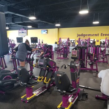 Planet Fitness - Standard PF - Gyms Near Me - Kahului, Hawaii Planet Fitness - Standard PF - Gyms Near Me - Kahului, Hawaii