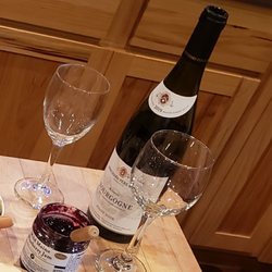 Top Shelf Gourmet - Pinot Noir from Top Shelf.