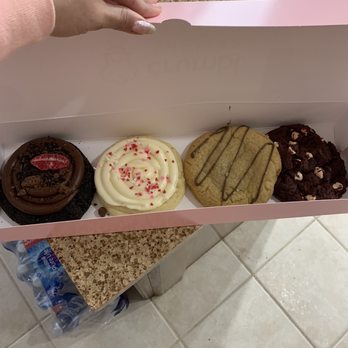Crumbl - Cinco Ranch - Bakeries Near Me - Katy, Texas