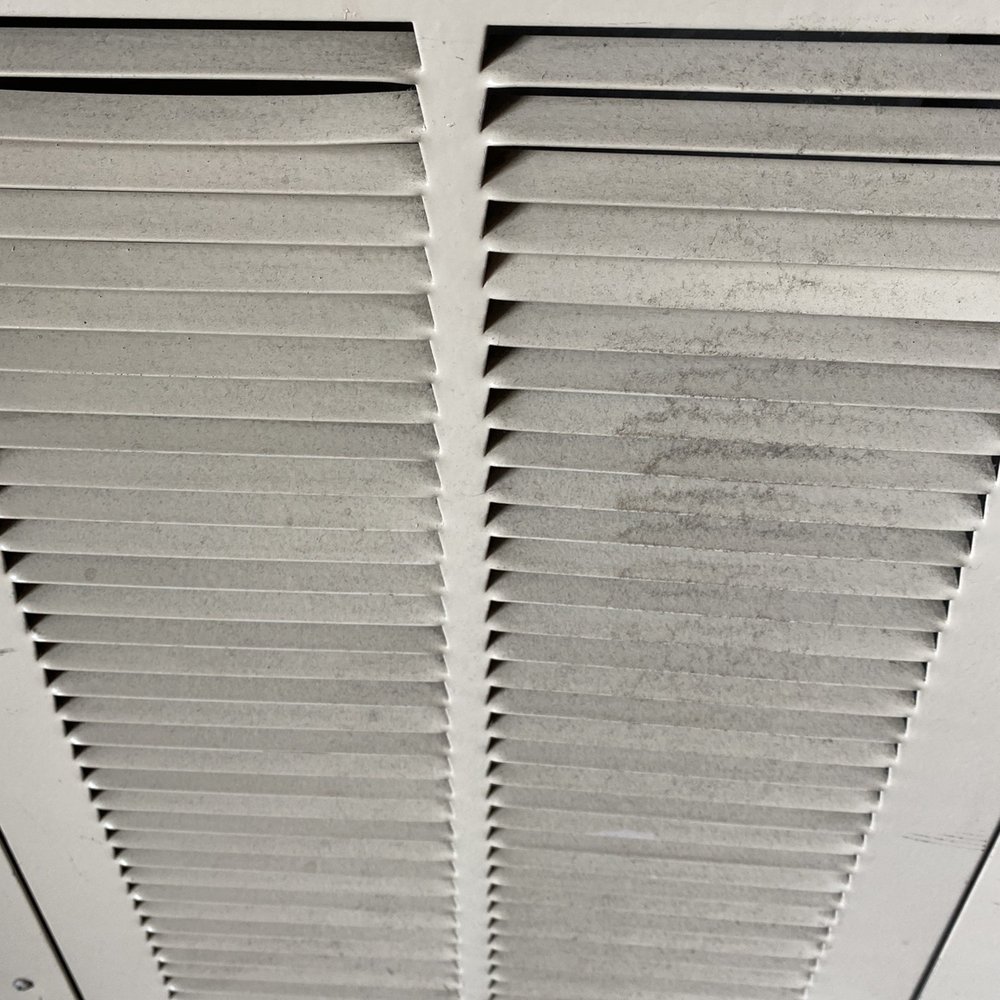 Red Lion Hotel Redding - Air vent - Hotels Near Me - Redding, California Red Lion Hotel Redding - Air vent - Hotels Near Me - Redding, California