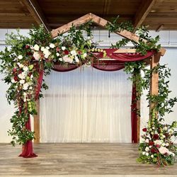 Frank Adams Wholesale Florist - Bristol Event Center, Coos Bay, OR